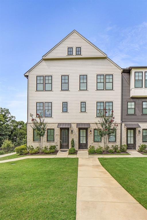 6643 Beacon Dr., Atlanta, GA 30328