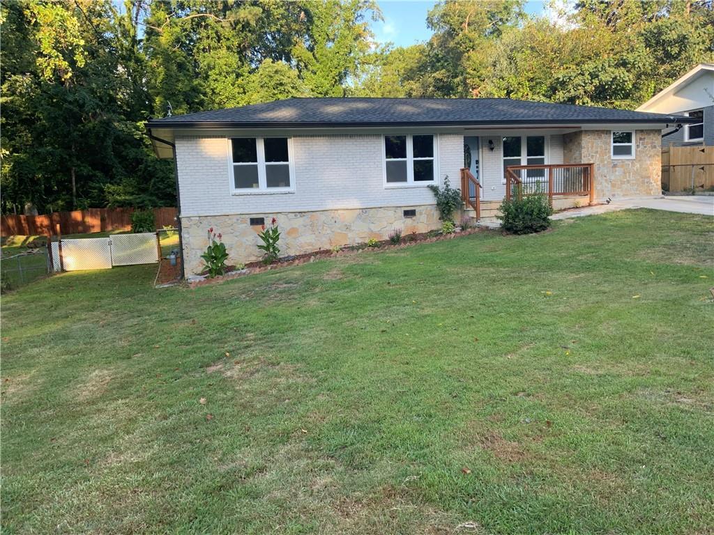 1752 Atherton Dr., Decatur, GA 30035