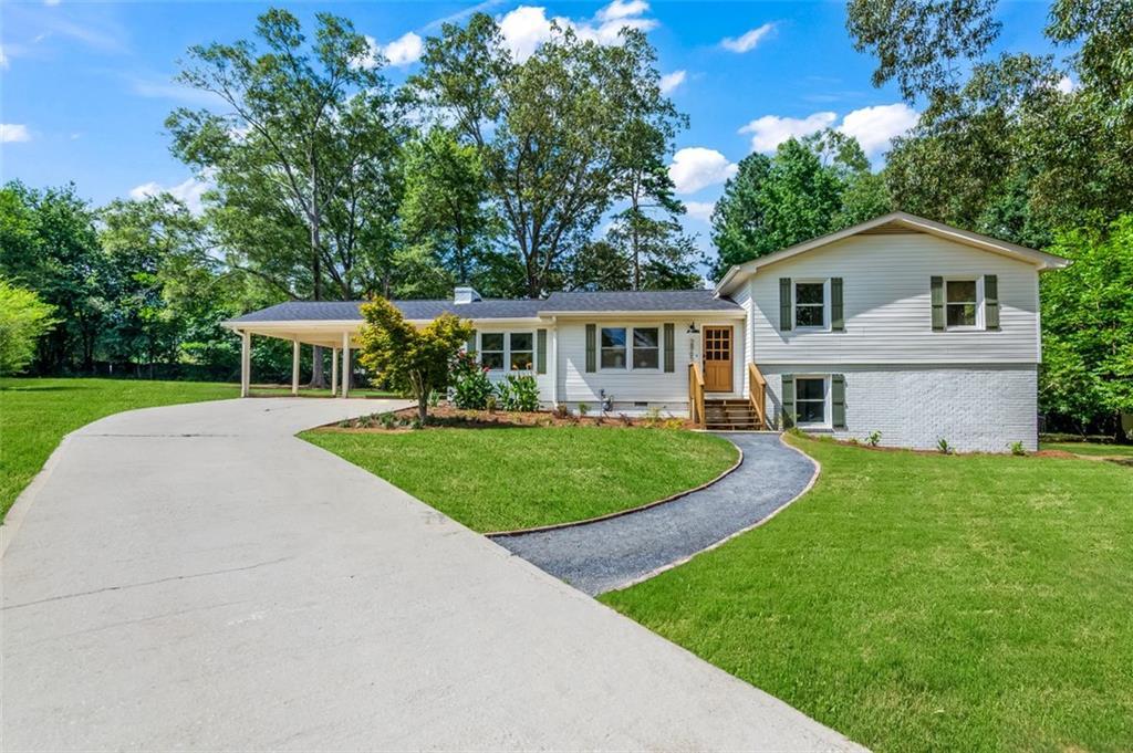 2865 Barrett Ct., Powder Springs, GA 30127