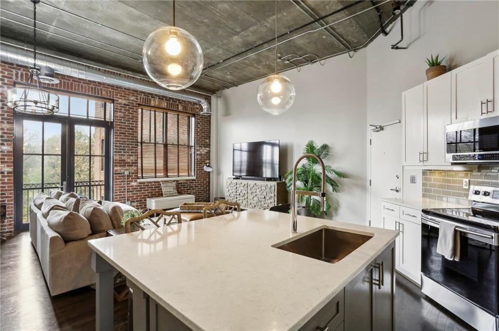 3235 Roswell Rd. #718, Atlanta, GA 30305
