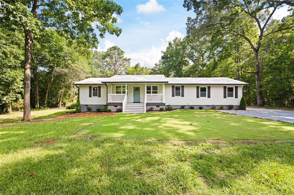 184 N Bellview Rd., Aragon, GA 30104