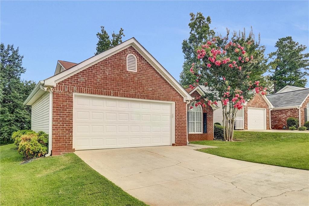 97 Greentree Dr., Newnan, GA 30265