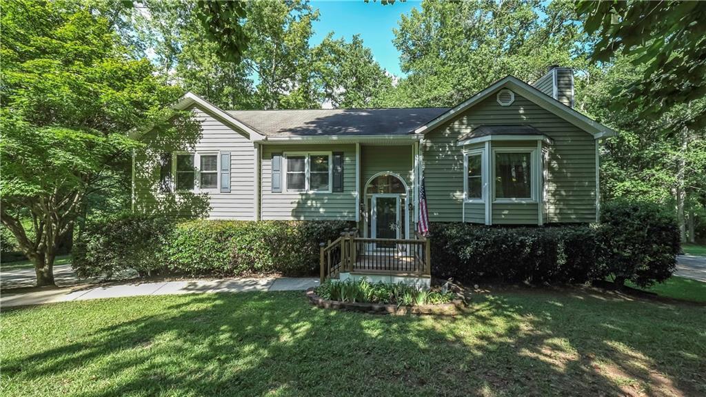 171 Deerfield Ln., Carrollton, GA 30116