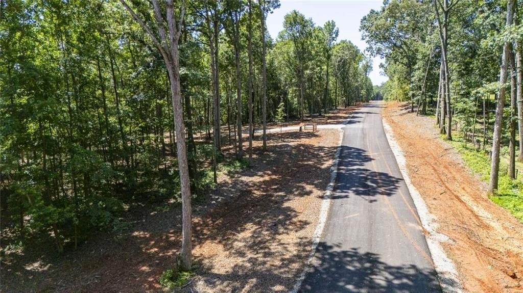 322 Cedar Tree Ln., Nicholson, GA 30565