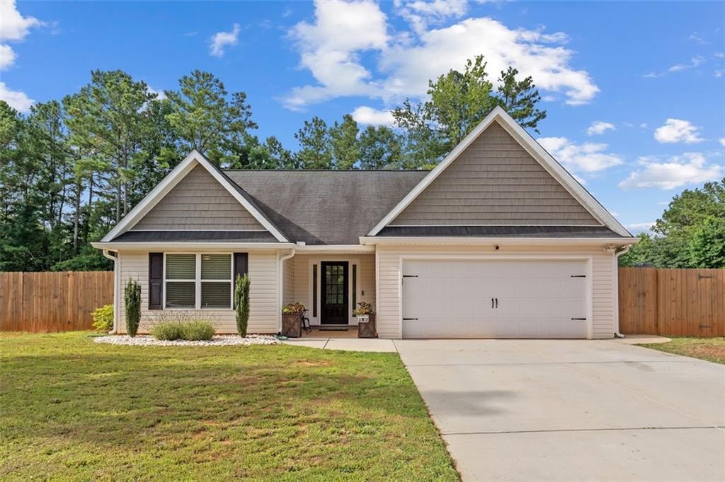 142 Oakville Dr., Dallas, GA 30157