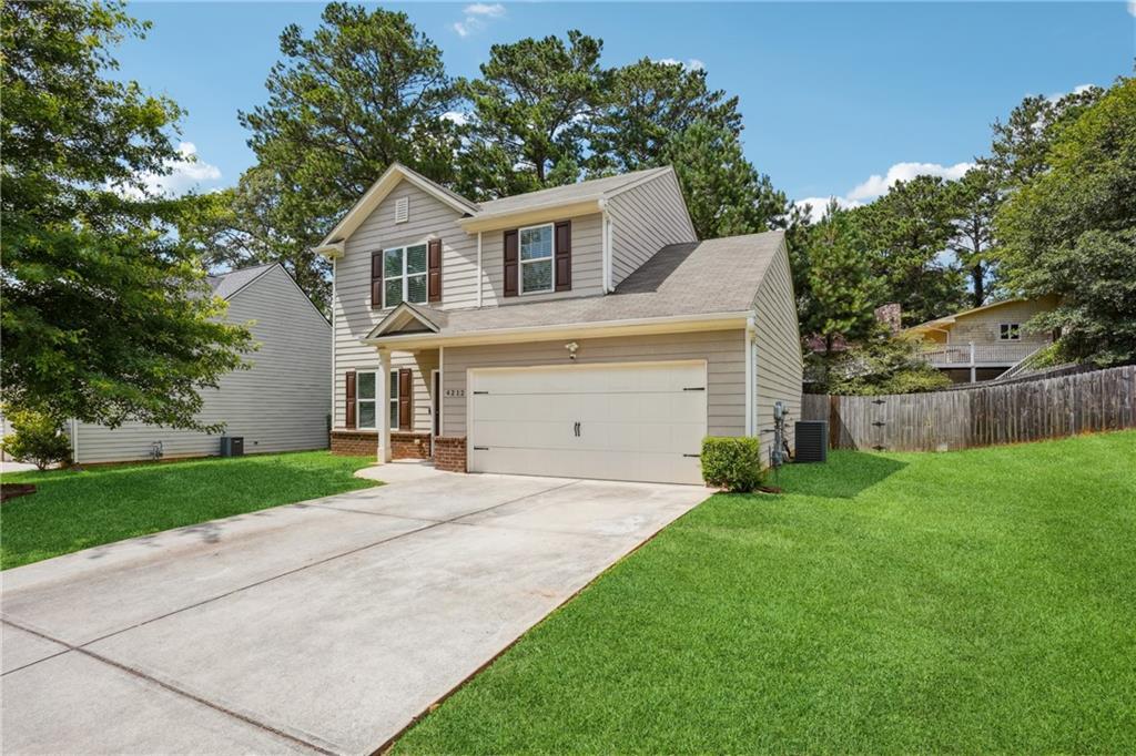 4212 Stilwell Dr., Rex, GA 30273