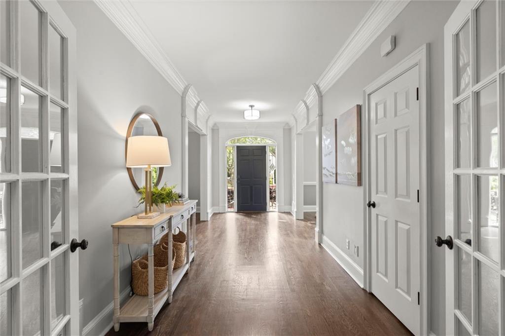 100 Barnard Pl., Atlanta, GA 30328