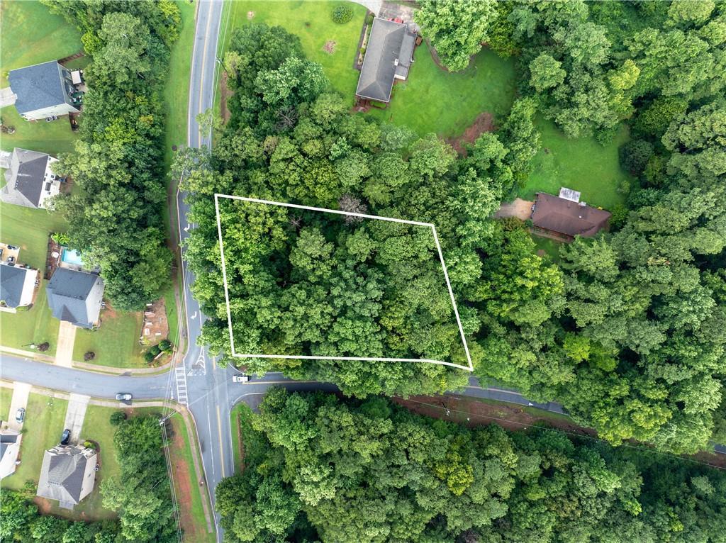4225 Weelaunee Rd., Ellenwood, GA 30294