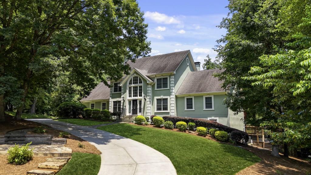 5798 Musket Ln., Stone Mountain, GA 30087