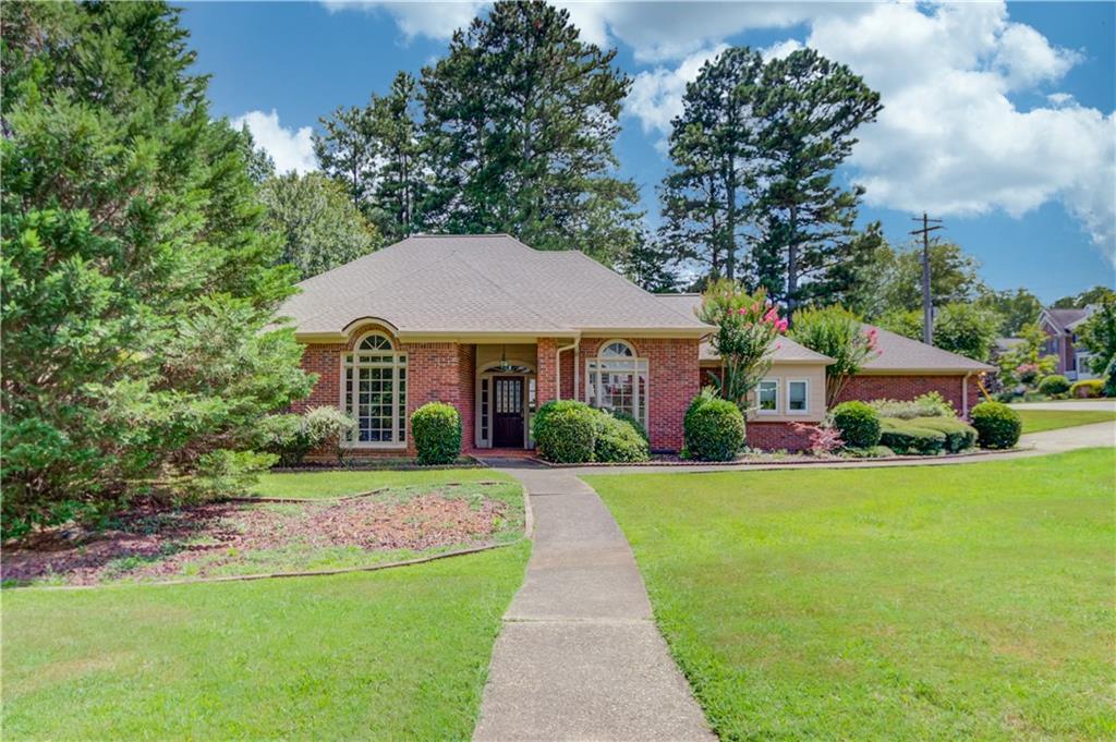 5270 Skidaway Dr., Alpharetta, GA 30022