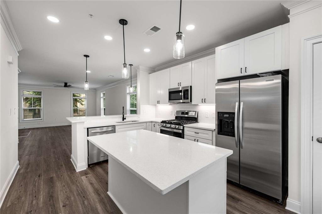 1172 Lavista Cir., Atlanta, GA 30324