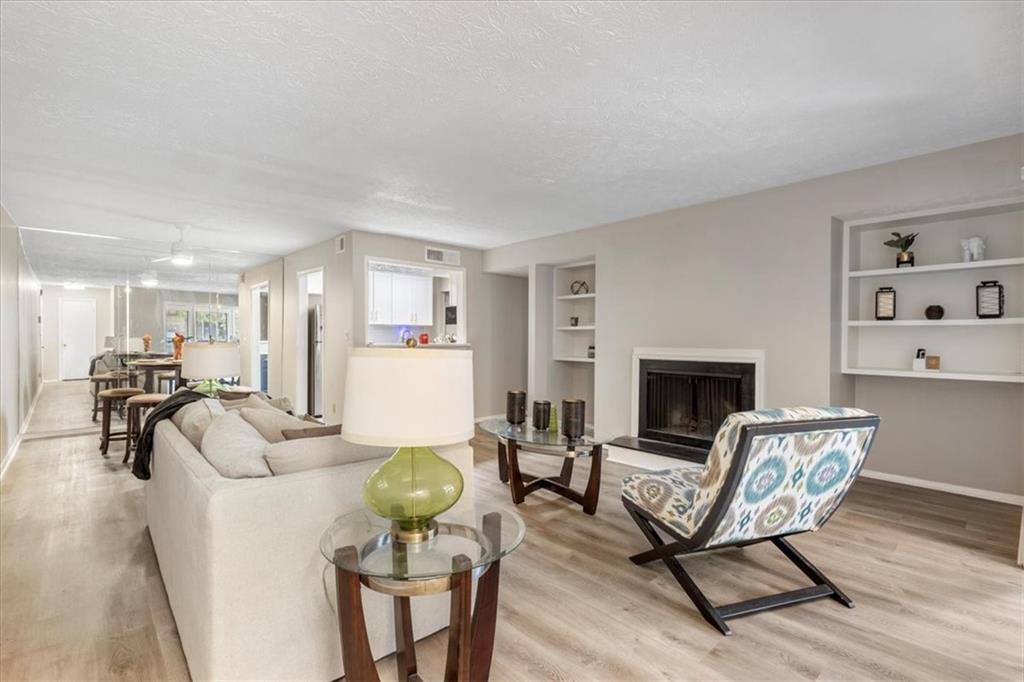 214 Smokerise Cir., Marietta, GA 30067