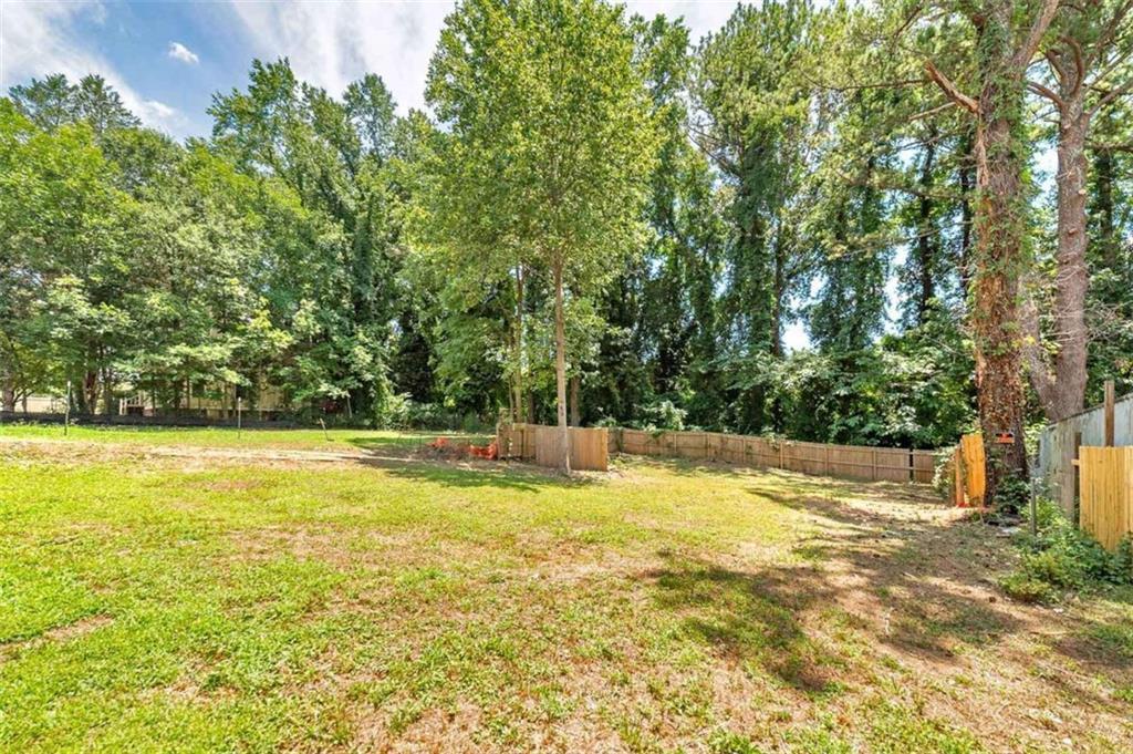 2518 Godfrey Dr., Atlanta, GA 30318
