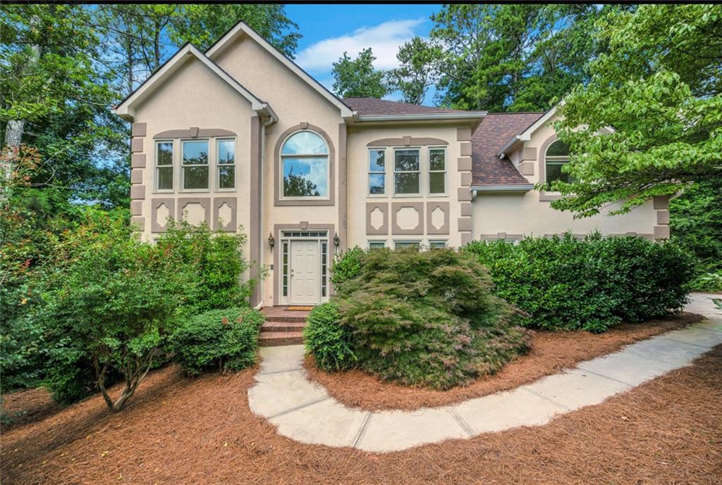 3333 Trails End Rd., Roswell, GA 30075