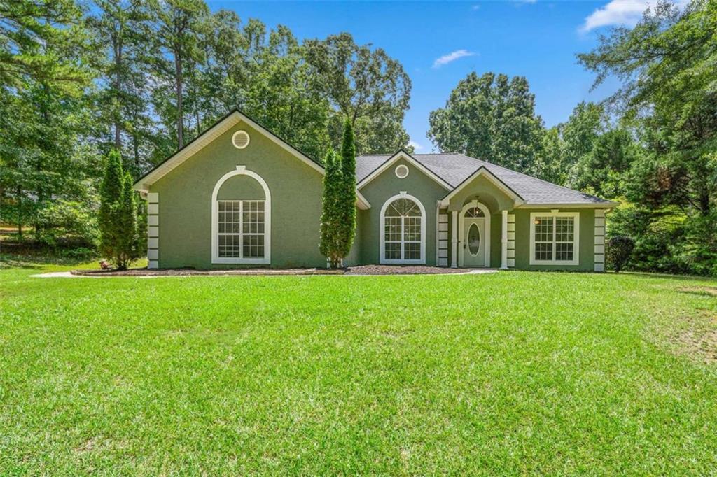 5 Queens Ct., Sharpsburg, GA 30277