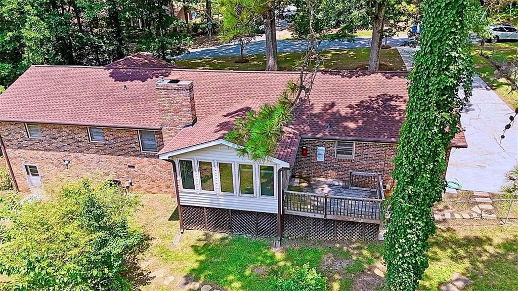 3607 Rainbow Cir., Snellville, GA 30039