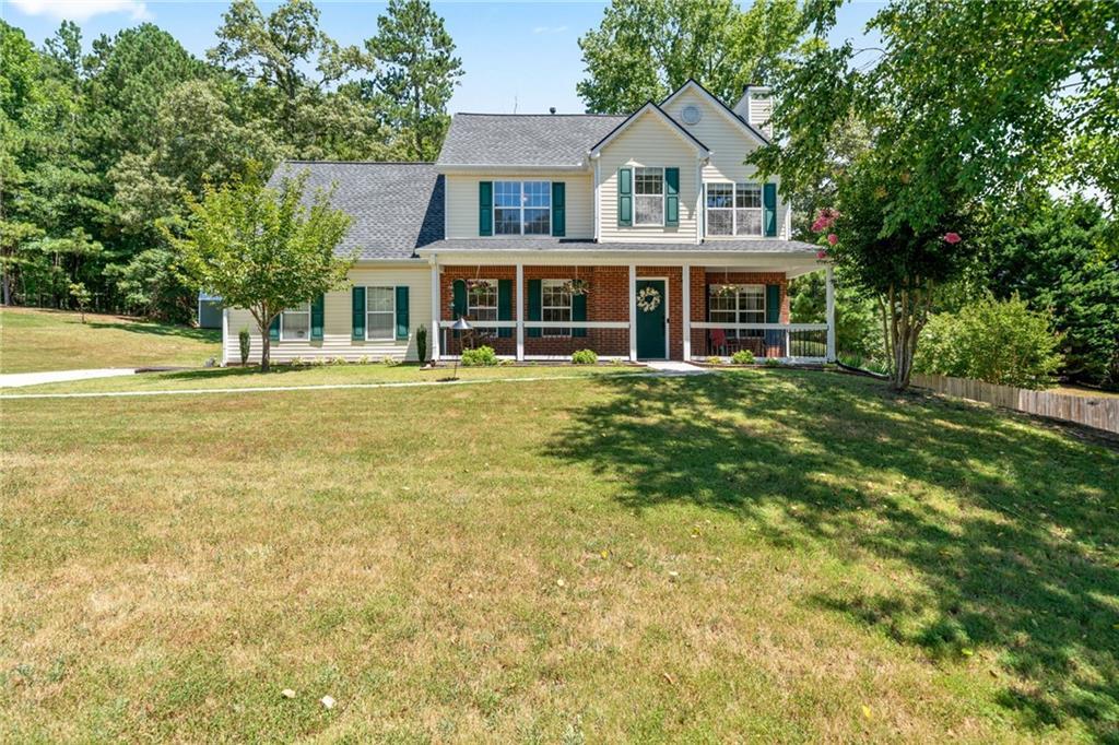 3180 Victoria Ridge Ct., Loganville, GA 30052