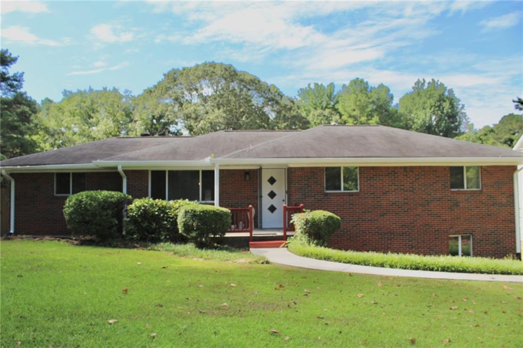 1631 Oak Rd., Snellville, GA 30078