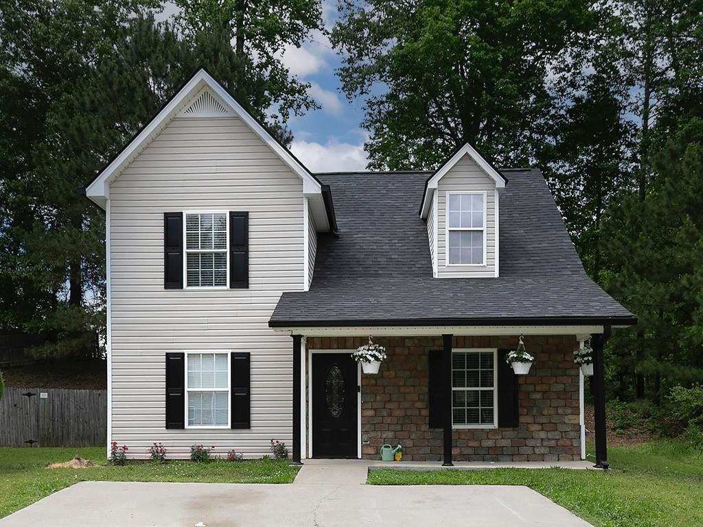 201 Twin Pines Ct., Dallas, GA 30132