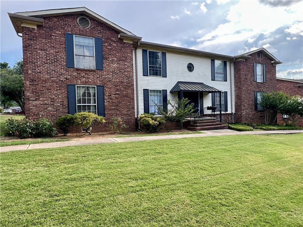 5693 Kingsport Dr. #2, Atlanta, GA 30342