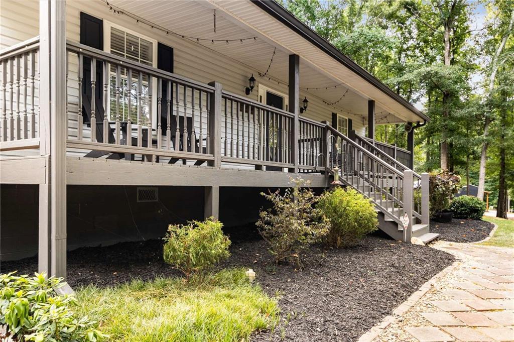 4375 Peckerwood Rd., Gillsville, GA 30543
