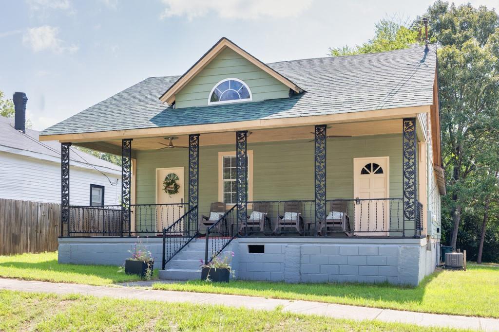 42 Poplar St, Porterdale, GA 30014