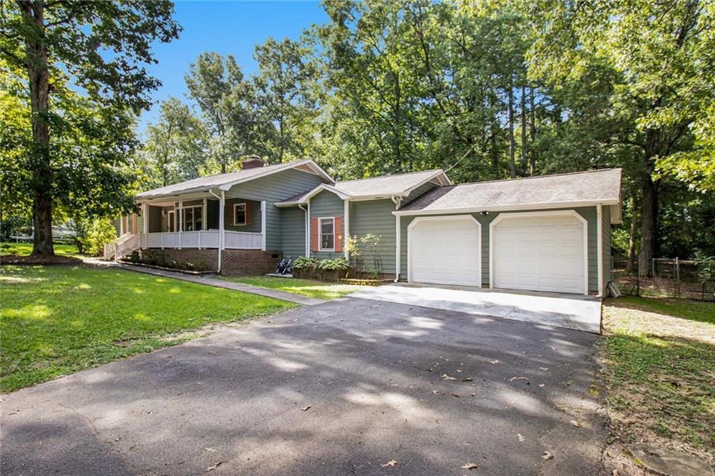 130 Lexington Dr., Calhoun, GA 30701