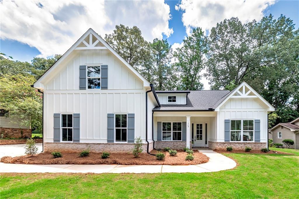 1329 Davis St., Sugar Hill, GA 30518