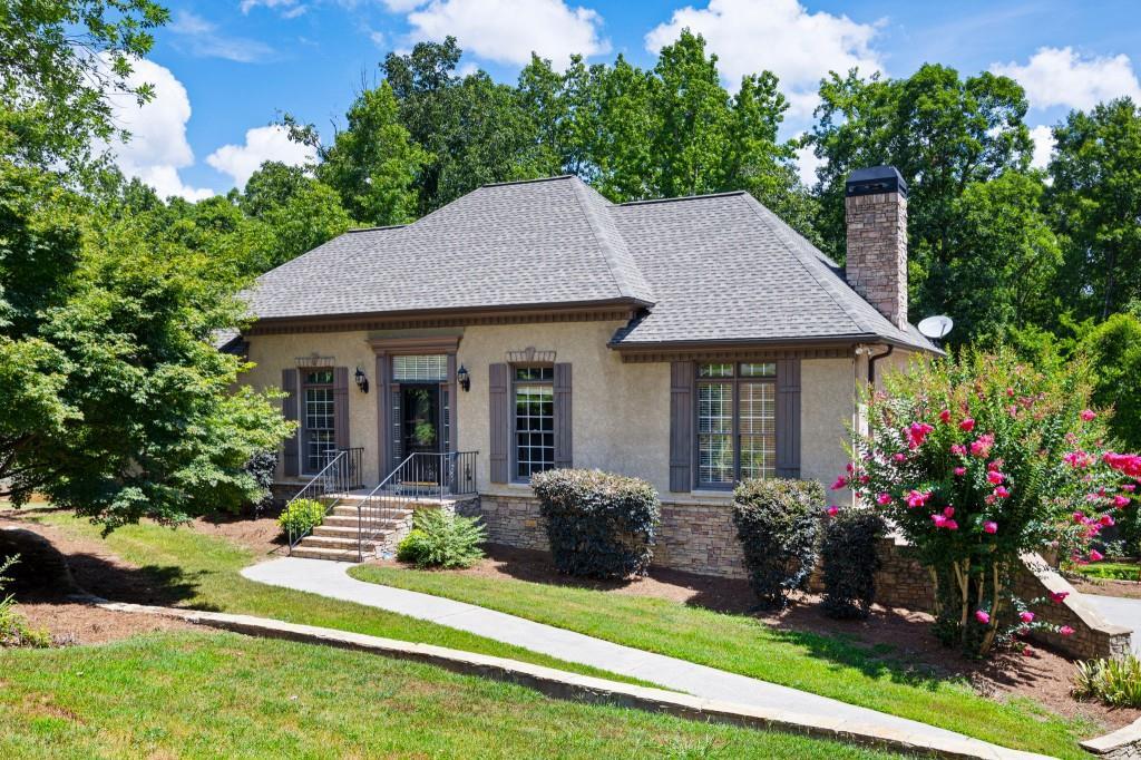 13 Centerport Dr., White, GA 30184
