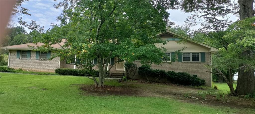 2604 Hickory Valley Dr., Snellville, GA 30078