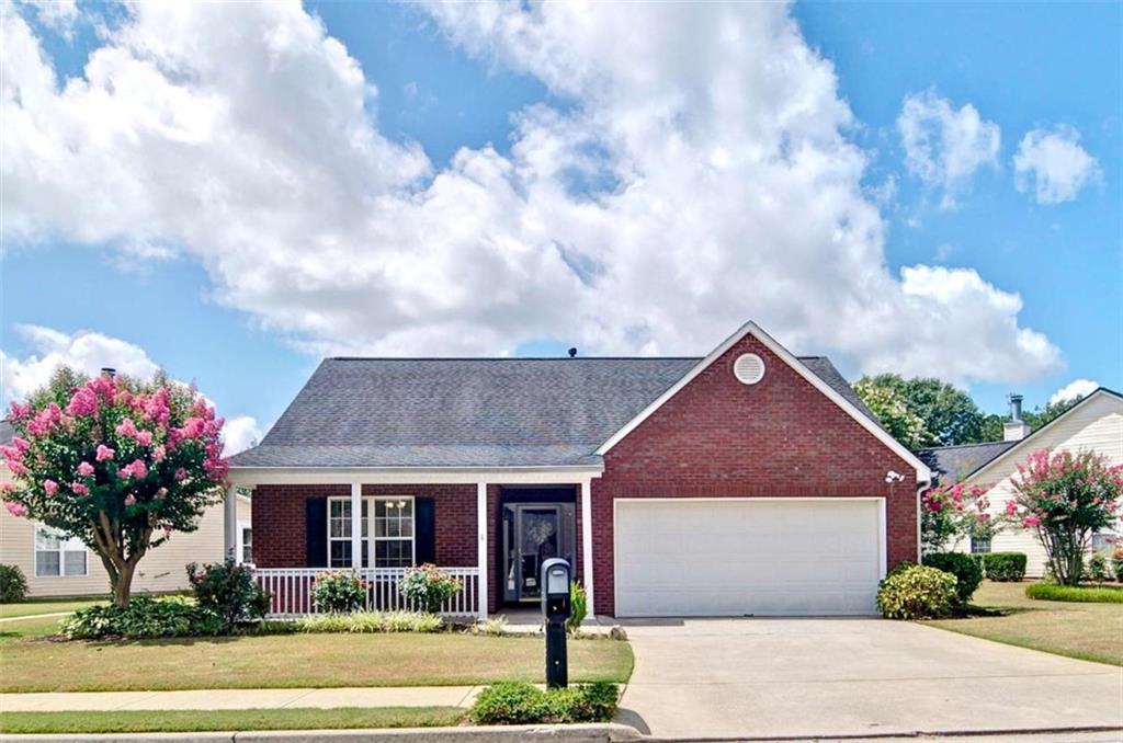 732 Jacoby Dr., Loganville, GA 30052