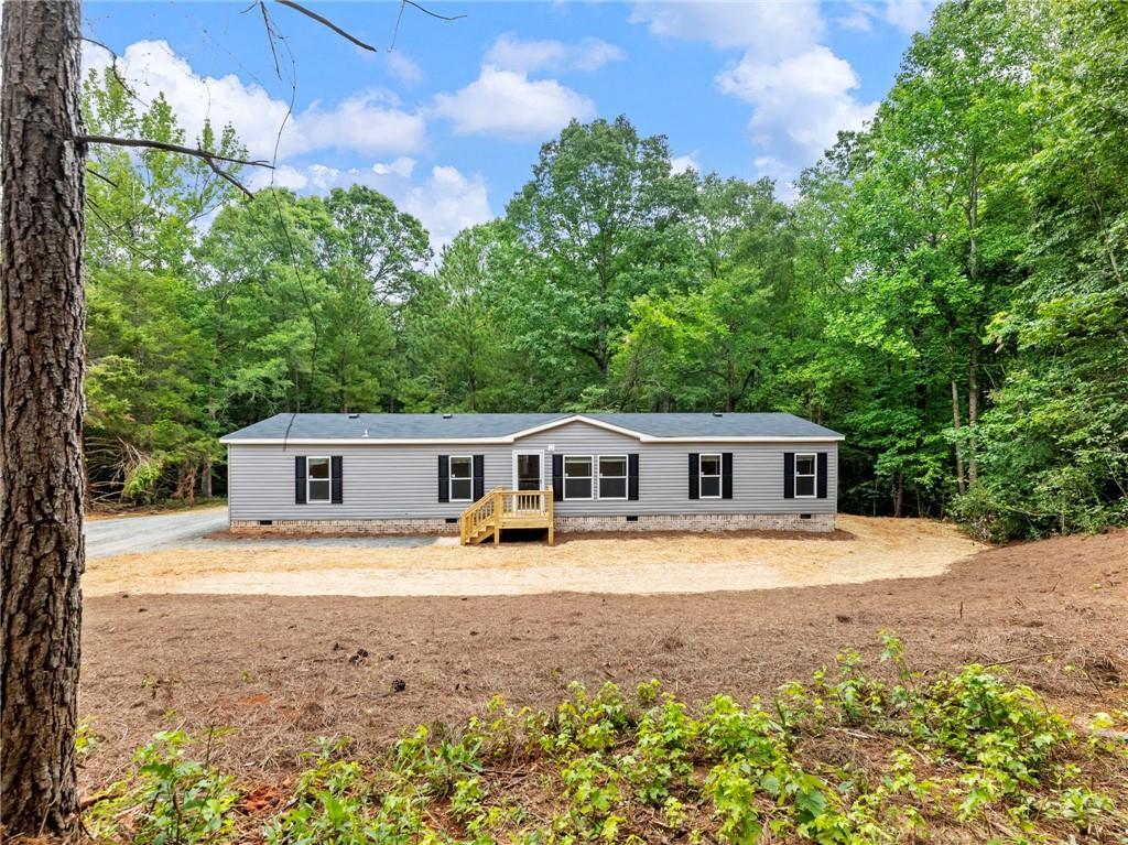 251 Cedar Ridge Dr., Commerce, GA 30530