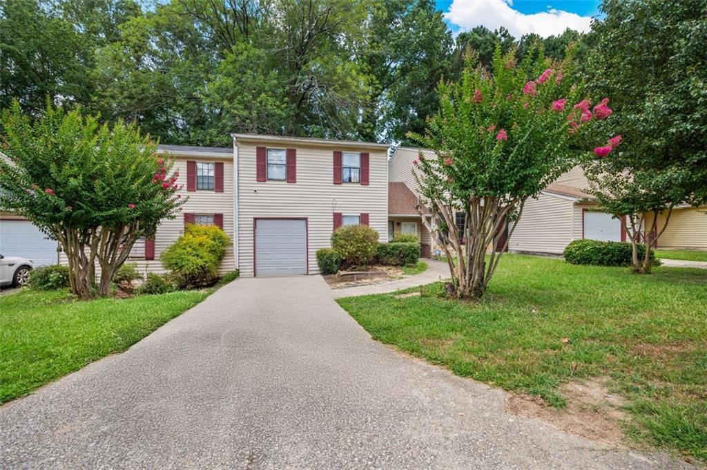 1006 Pine Tree Tr., Atlanta, GA 30349