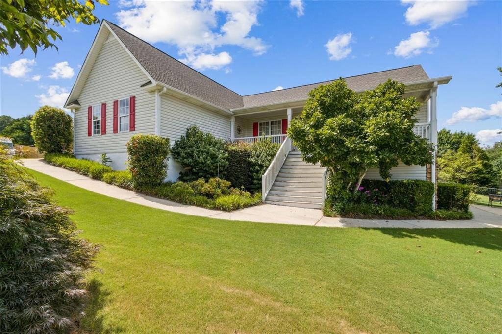 22 Barrington Ln., Hiram, GA 30141
