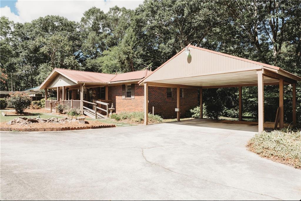 6163 Temple St., Lithia Springs, GA 30122