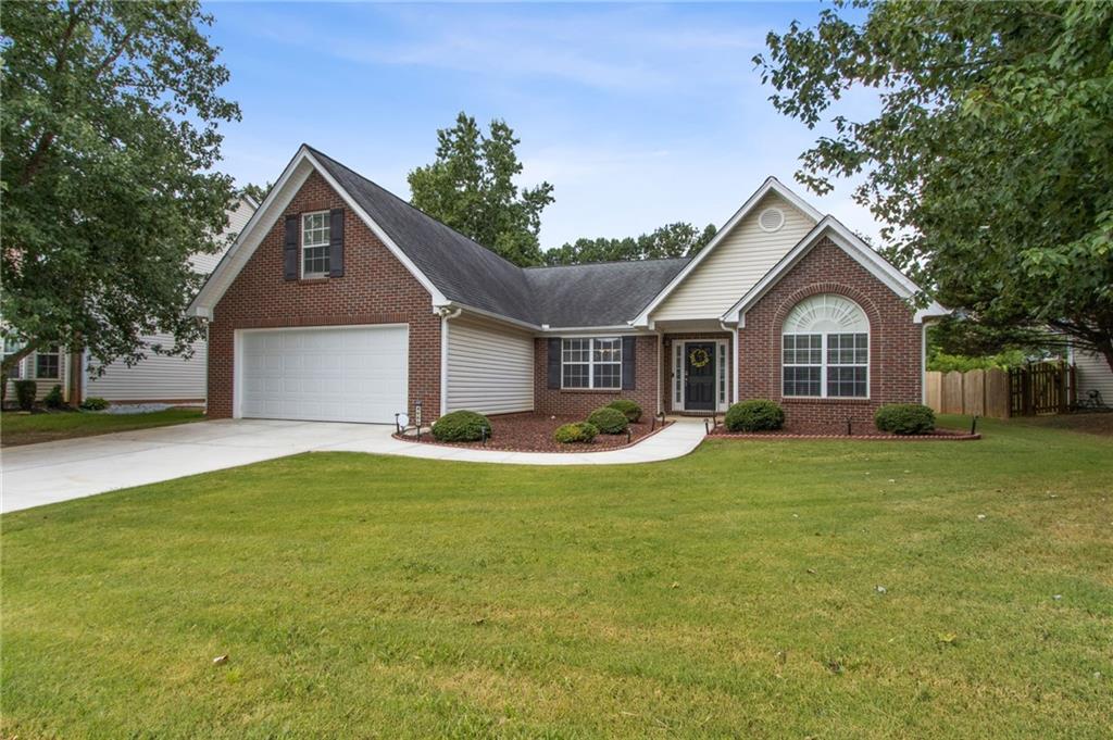 4060 Crescent Walk Ln., Suwanee, GA 30024