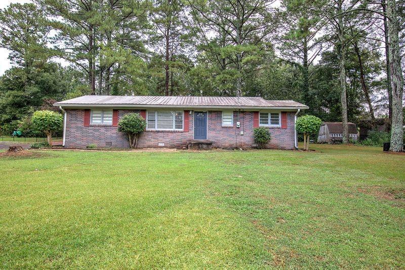 121 Sunset Dr., Calhoun, GA 30701