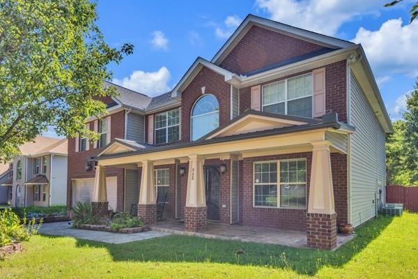 553 Hamlet Dr., Hampton, GA 30228