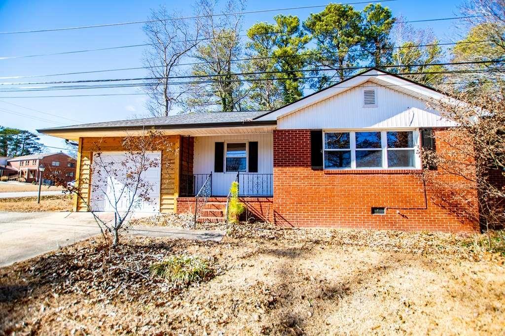 6531 Temple St., Lithia Springs, GA 30122