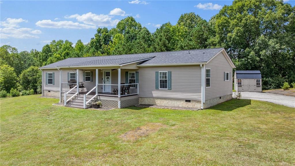 5954 Overby Rd., Flowery Branch, GA 30542