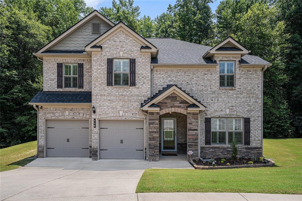 628 Stream Ct., Fairburn, GA 30213