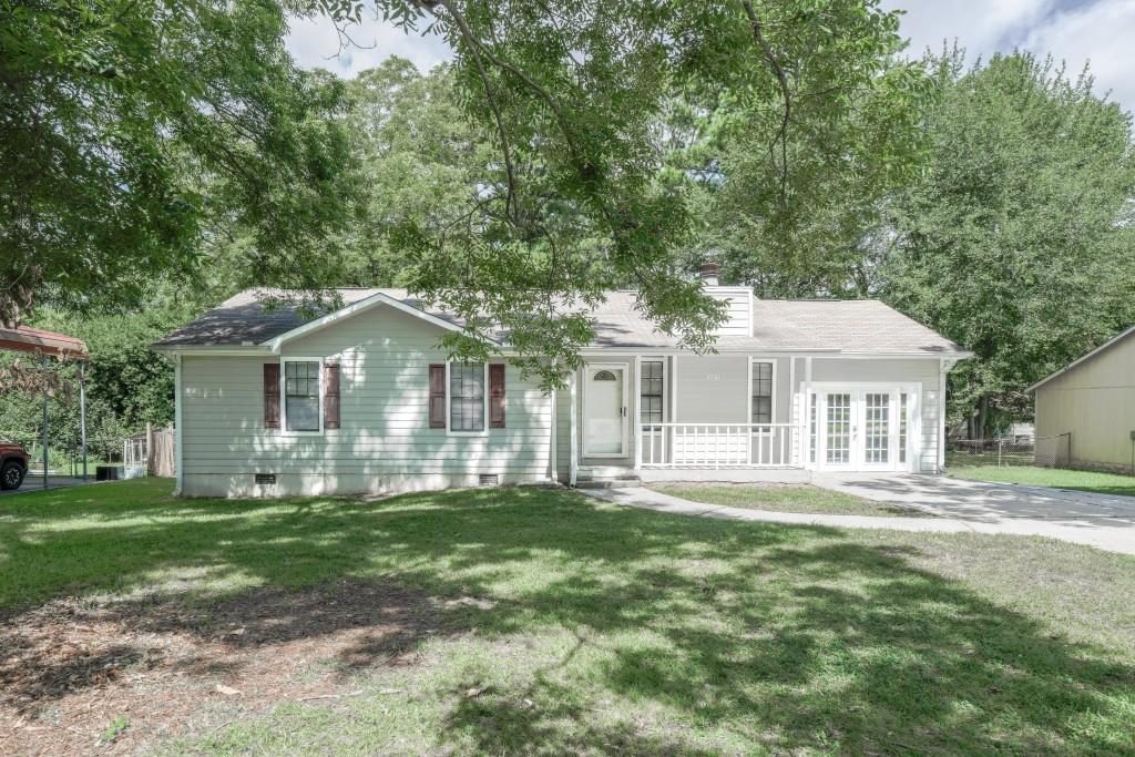 5761 Northfield Dr., Ellenwood, GA 30294