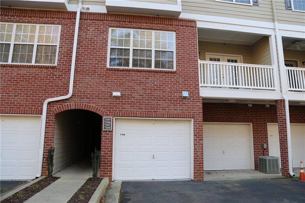 7108 Woodland Ln., Alpharetta, GA 30009