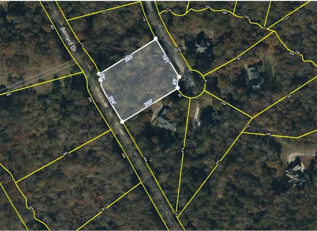 2771 Gardenwood Ct., Lilburn, GA 30047