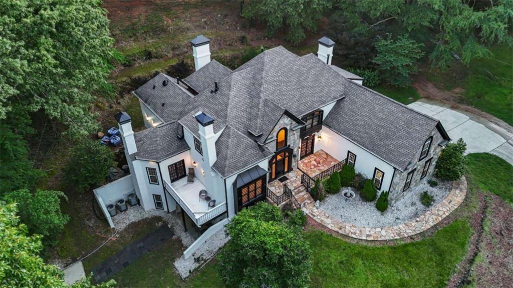 2878 Heather Row Ridge, Lilburn, GA 30047