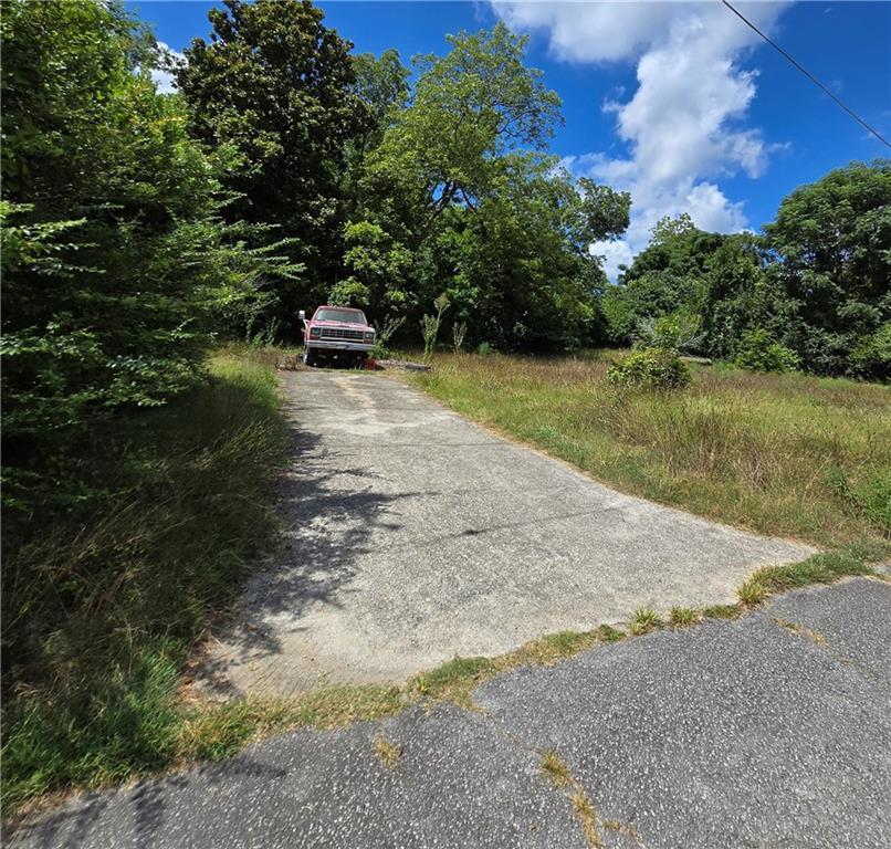 212 Cedar St., Elberton, GA 30635