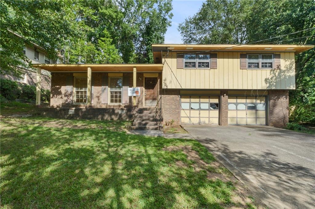 755 San Miguel Dr., Stone Mountain, GA 30083
