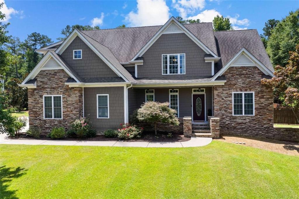 534 Deerlake Dr., Griffin, GA 30224
