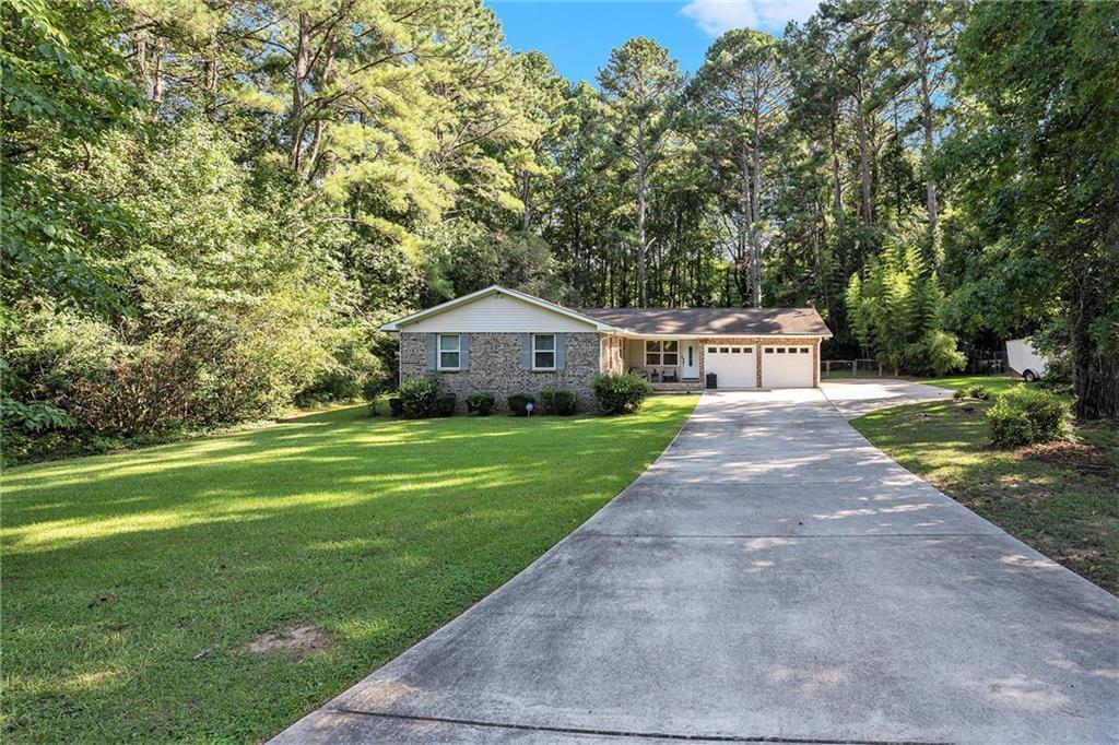 3223 Rhonda Dr., Jonesboro, GA 30236