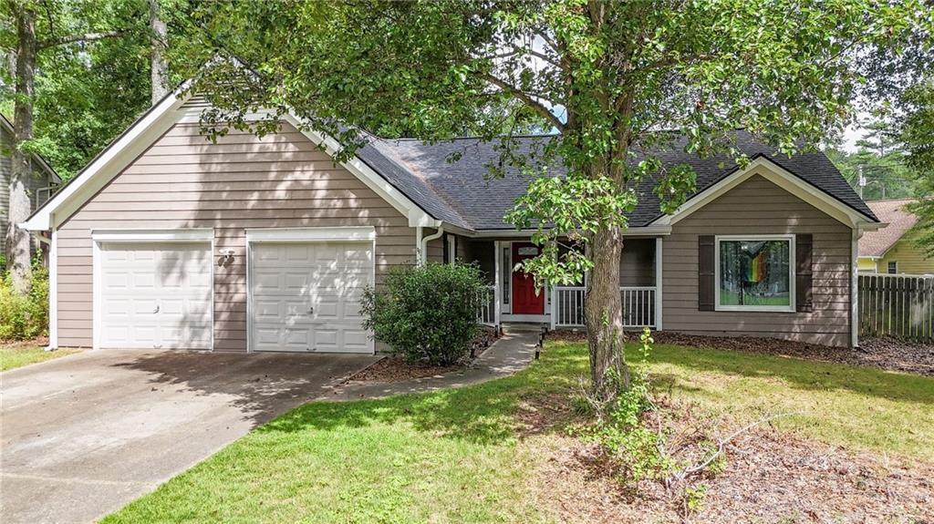 2432 Country Lake Ln., Powder Springs, GA 30127